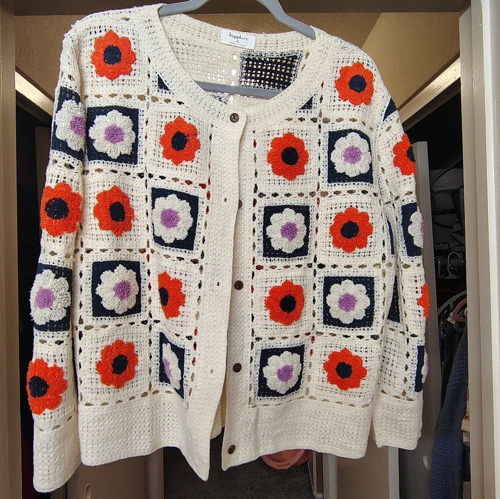 Knit multicolored sweater with front buttons - Picture 3 of 8
